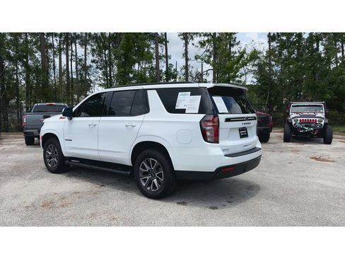 Certified 2024 Chevrolet Tahoe Z71 w/ Luxury Package AWD/4WD image 6