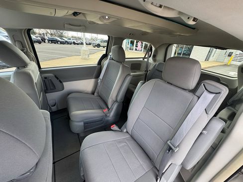 Used 2008 Dodge Grand Caravan SXT image 21
