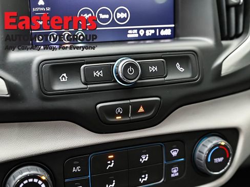 Used 2024 GMC Terrain SLE image 20