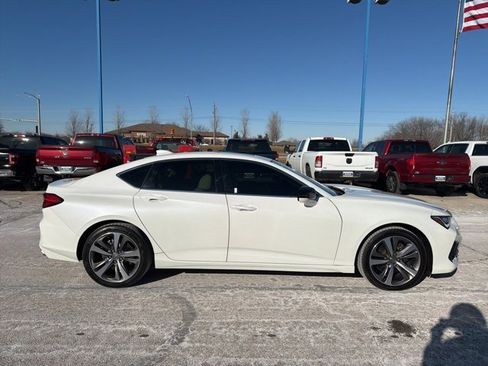 Used 2021 Acura TLX Advance image 3