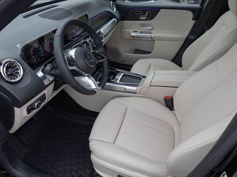 New 2026 Mercedes-Benz GLB 250 4MATIC image 2