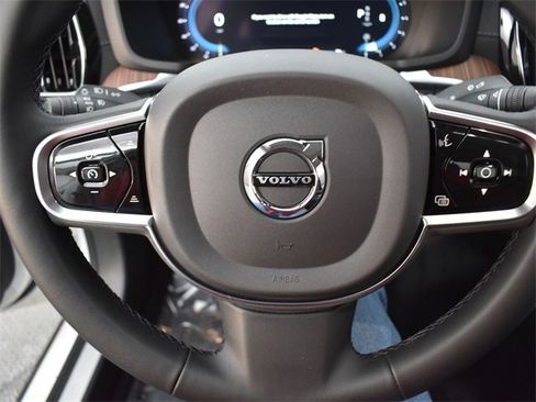 Used 2023 Volvo S60 B5 Ultimate w/ Climate Package image 26