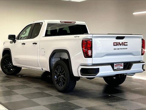Used 2025 GMC Sierra 1500 Pro w/ Graphite Edition image 2