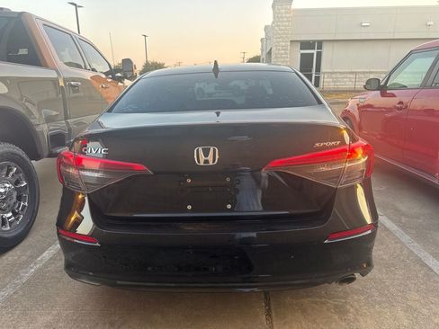 Used 2022 Honda Civic Sport image 6