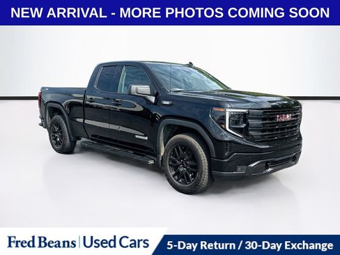 Used 2024 GMC Sierra 1500 Elevation AWD/4WD image 1