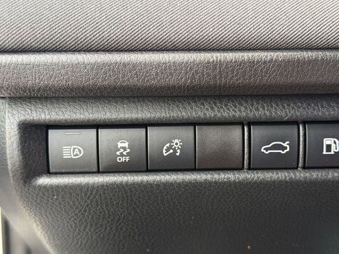 Certified 2025 Toyota Camry LE image 18