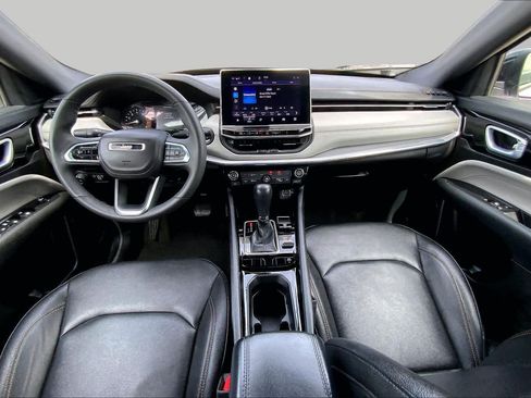 Used 2024 Jeep Compass Limited AWD/4WD image 15