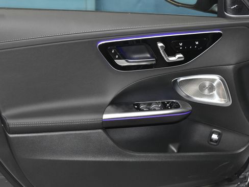 New 2026 Mercedes-Benz C 300 4MATIC Sedan image 3