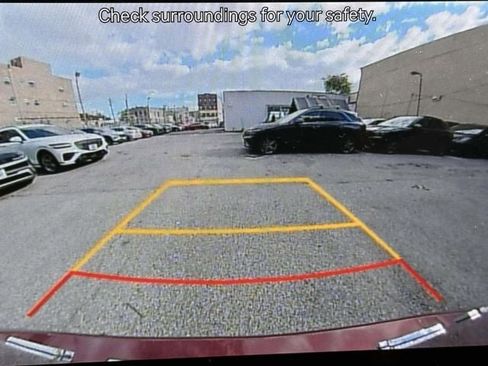 Used 2025 Genesis G70 2.5T w/ Sport Prestige Package image 32