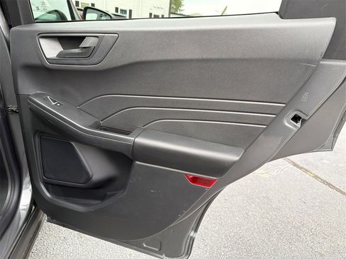 Used 2025 Ford Escape Active image 16
