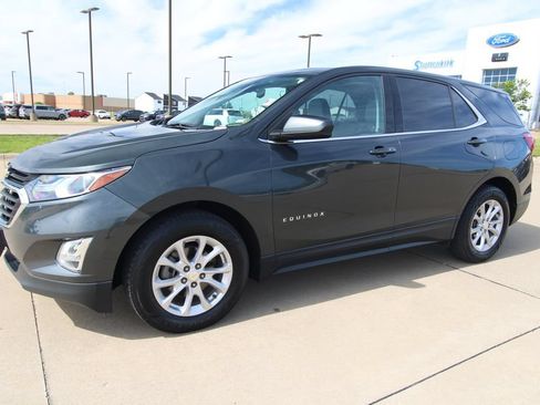 Used 2020 Chevrolet Equinox LT FWD image 16