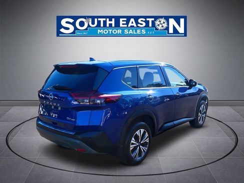 Used 2023 Nissan Rogue SV AWD/4WD image 7