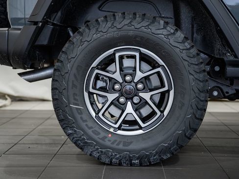 New 2026 Jeep Wrangler Unlimited Rubicon image 17