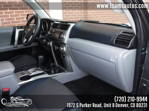 Used 2011 Toyota 4Runner SR5 image 40