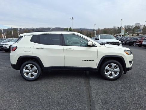 Certified 2019 Jeep Compass Latitude w/ Popular Equipment Group image 8