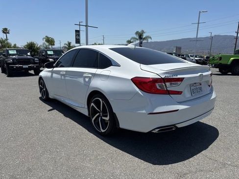 Used 2020 Honda Accord Sport image 2