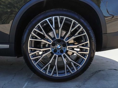 Used 2026 BMW X5 sDrive40i w/ Premium Package RWD image 12