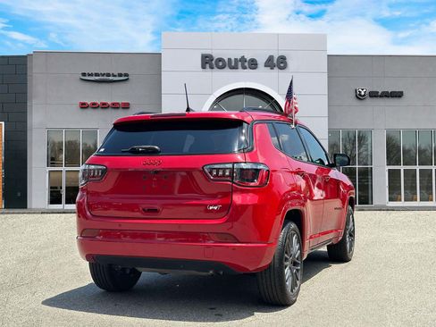 Used 2024 Jeep Compass Limited AWD/4WD image 5