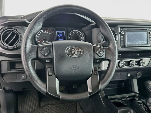 Used 2019 Toyota Tacoma SR RWD image 17