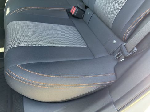 Used 2021 Subaru Crosstrek 2.0i Premium w/ Moonroof Package image 33