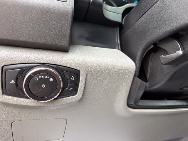 Used 2018 Ford F350 XL w/ Power Equipment Group AWD/4WD image 18