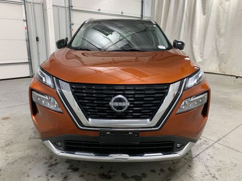 Used 2022 Nissan Rogue Platinum w/ Head-Up Display Package image 15