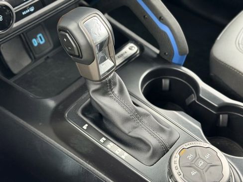 Used 2024 Ford Bronco Black Diamond image 15