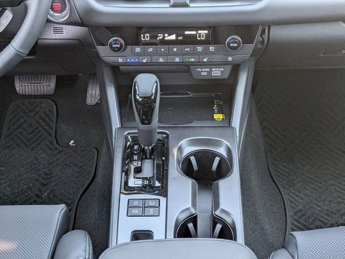 New 2026 Subaru Outback Touring XT AWD/4WD image 16
