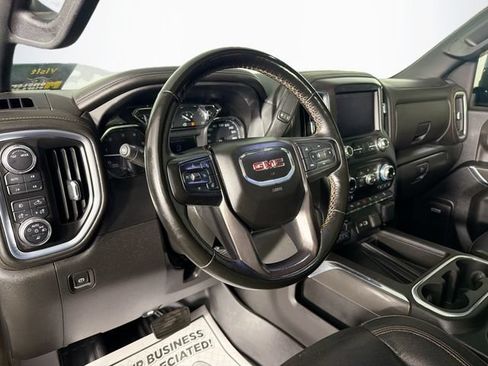 Used 2023 GMC Sierra 2500 AT4 w/ AT4 Preferred Package AWD/4WD image 9