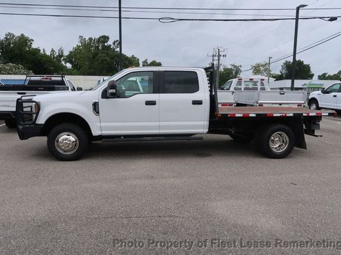 Used 2018 Ford F350 XL w/ Power Equipment Group AWD/4WD image 2