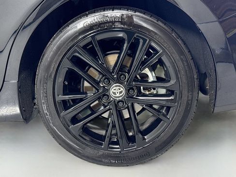 Used 2025 Toyota Camry SE w/ Convenience Package AWD/4WD image 9