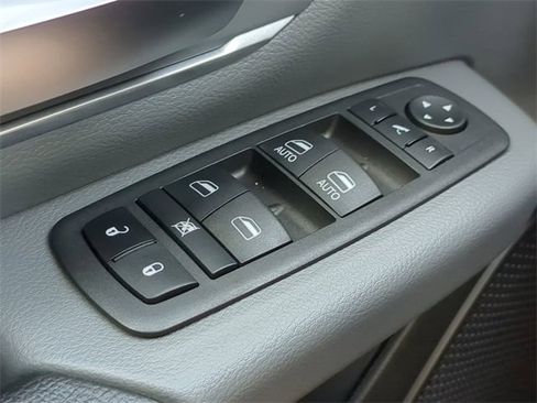 Certified 2022 RAM 1500 Big Horn image 22