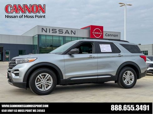 Used 2024 Ford Explorer XLT w/ Equipment Group 202A image 1