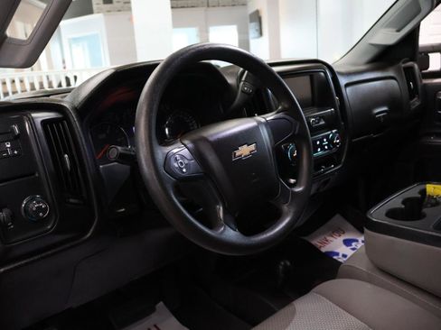 Used 2019 Chevrolet Silverado 2500 W/T w/ WT Convenience Package AWD/4WD image 11