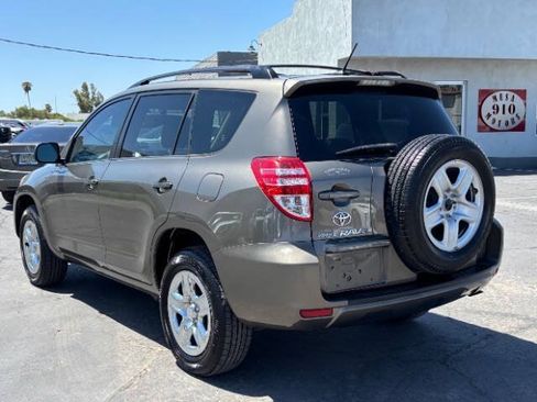 Used 2010 Toyota RAV4 2WD w/ Base L4 Extra Value Pkg image 5