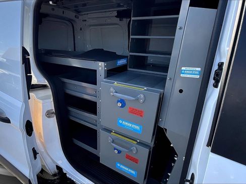 Used 2017 Ford Transit Connect XL image 27