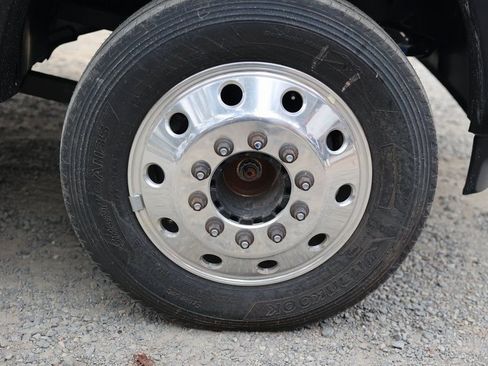 New 2024 RAM 5500 Tradesman image 8