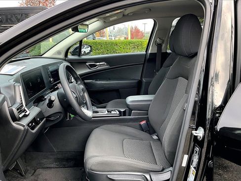 Certified 2024 Kia Sportage LX image 14