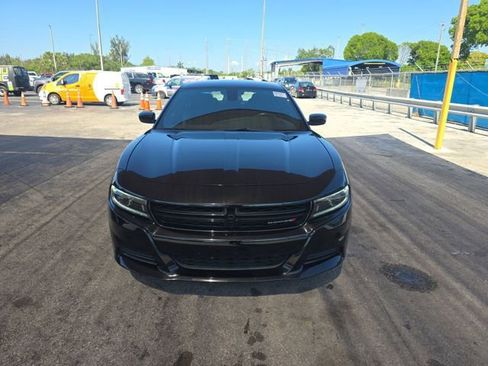 Used 2023 Dodge Charger SXT RWD image 3
