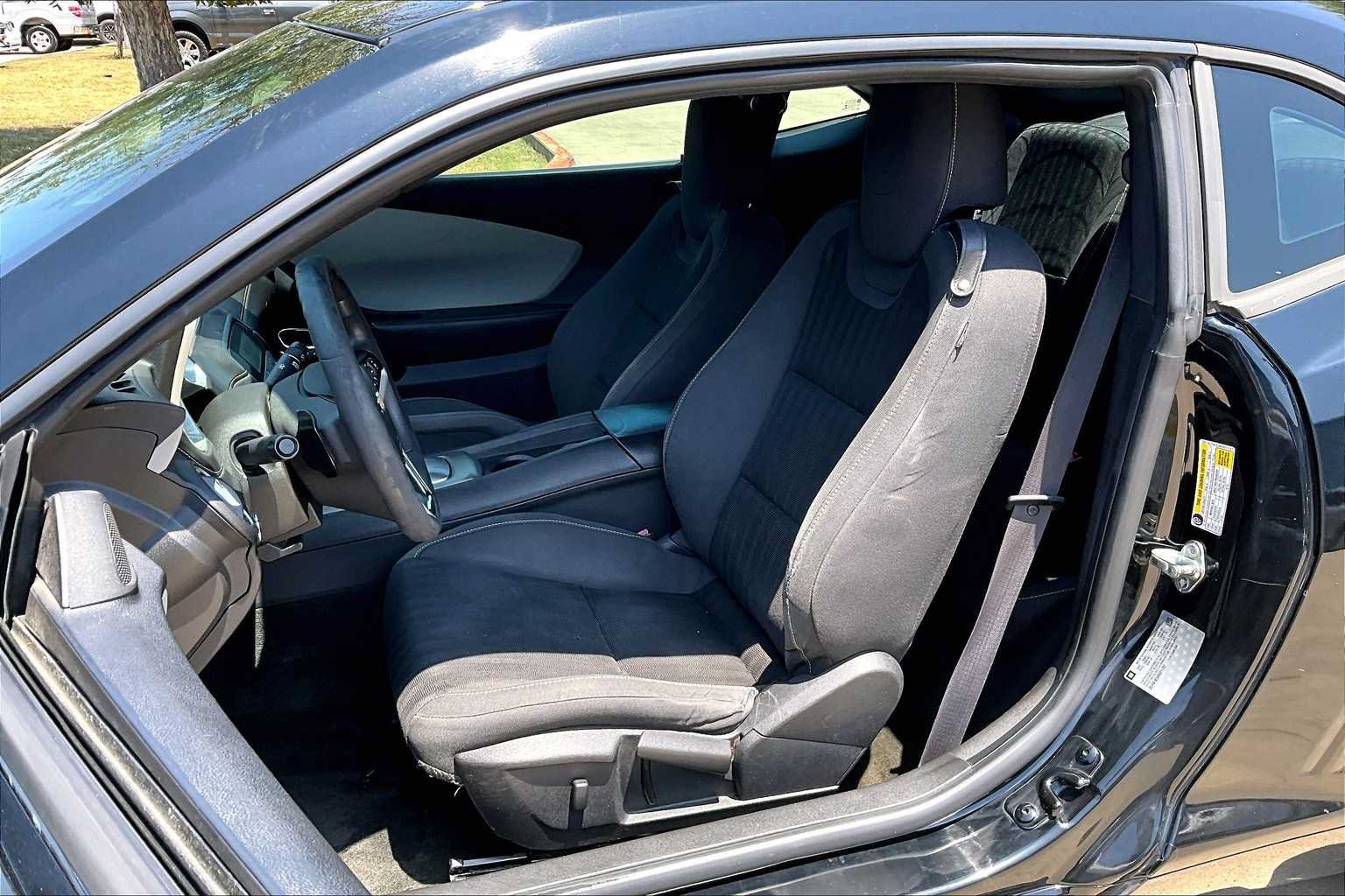 Used 2013 Chevrolet Camaro LS RWD image 9