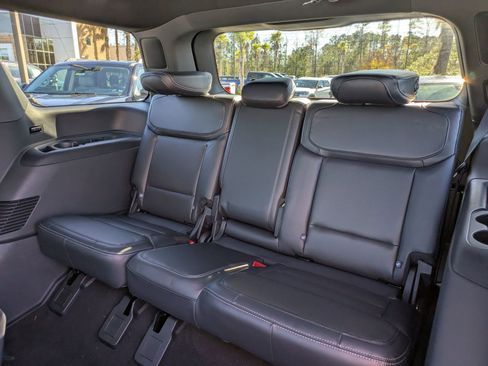 New 2025 Ford Expedition Platinum w/ Stealth Performance Package image 15