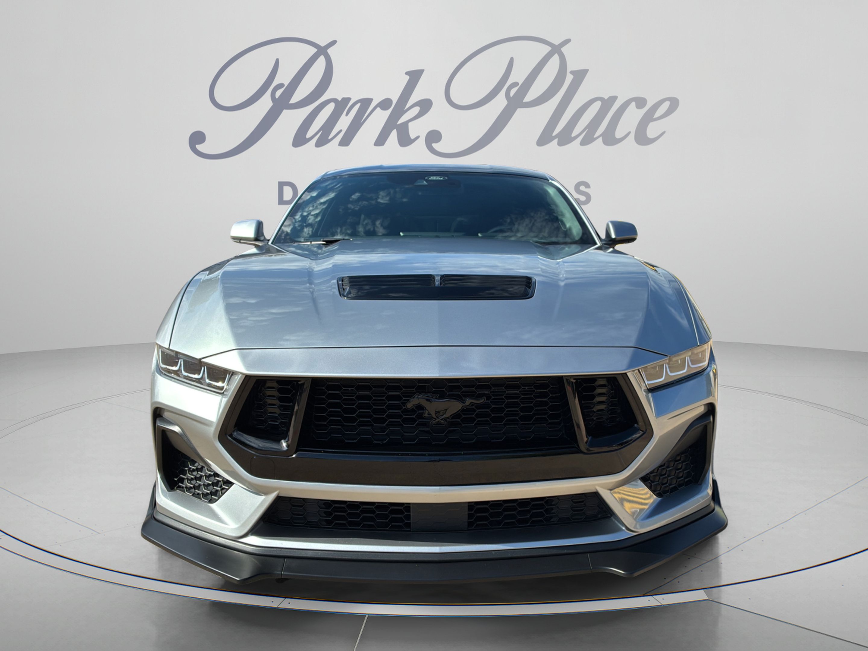 Used 2024 Ford Mustang GT RWD image 8