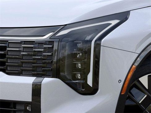 New 2026 Kia Sportage SX image 10