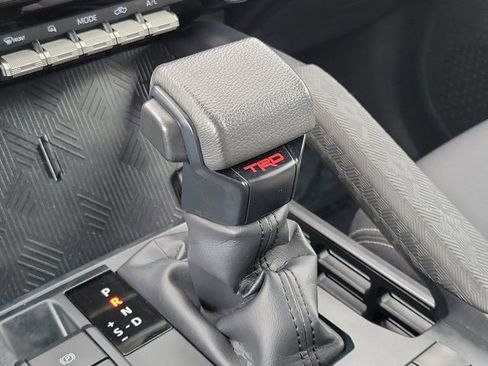 Used 2024 Toyota Tacoma TRD Off-Road image 25