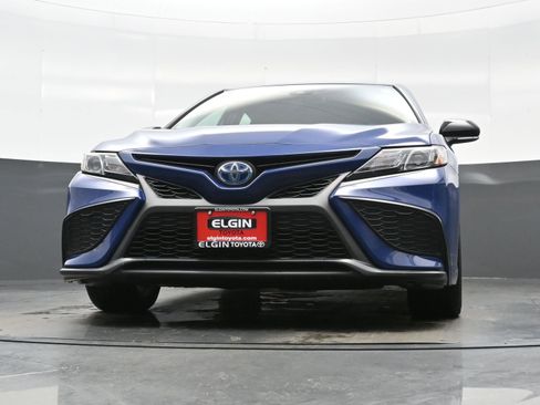 Used 2024 Toyota Camry SE w/ Convenience Package image 27