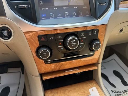Used 2013 Chrysler 300 C w/ Light Group AWD/4WD image 15