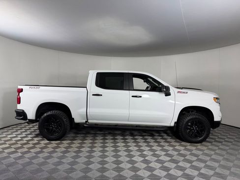 Used 2023 Chevrolet Silverado 1500 LT Trail Boss w/ Protection Package image 5