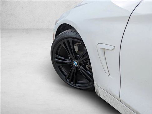 Used 2019 BMW 430i Convertible w/ Convenience Package image 10