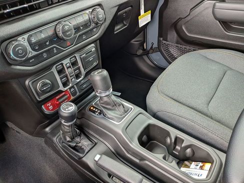 New 2026 Jeep Wrangler Unlimited Sport AWD/4WD image 21