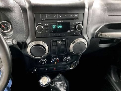 Used 2014 Jeep Wrangler Sport AWD/4WD image 4